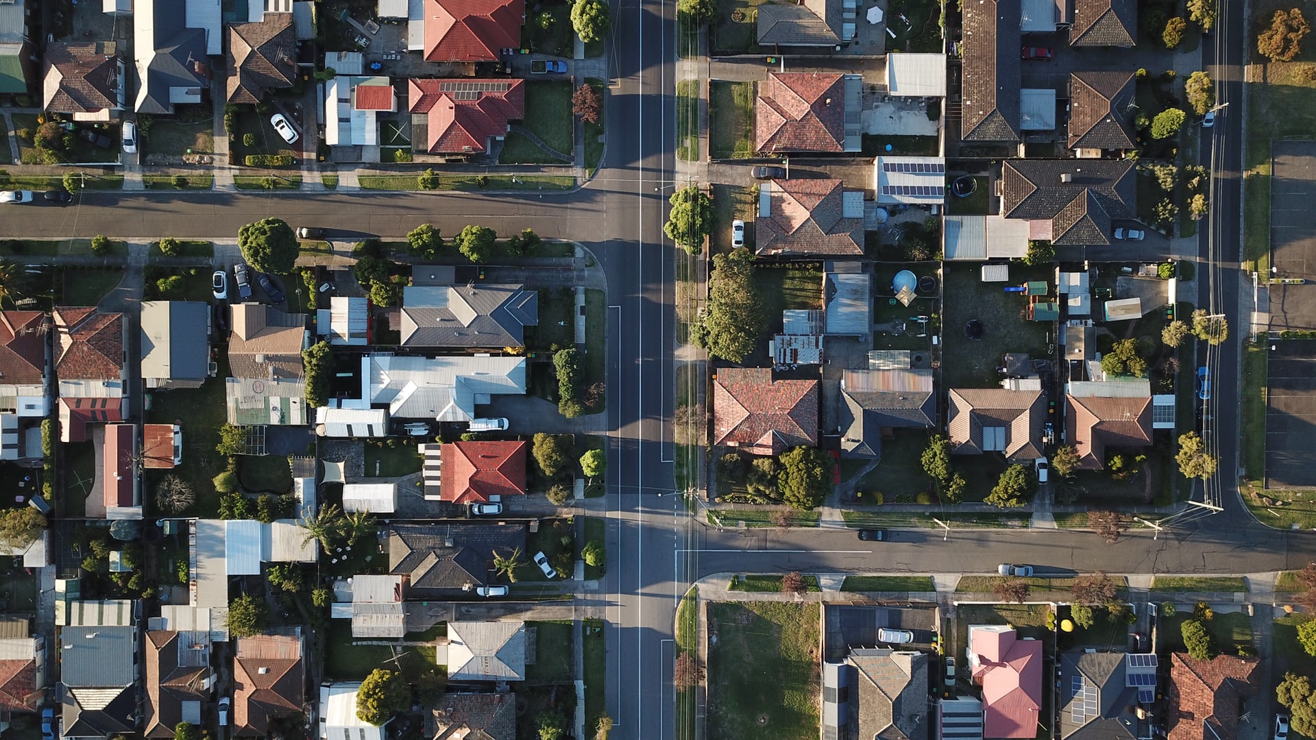 8 Advantages of Drone Video for Real Estate Businesses